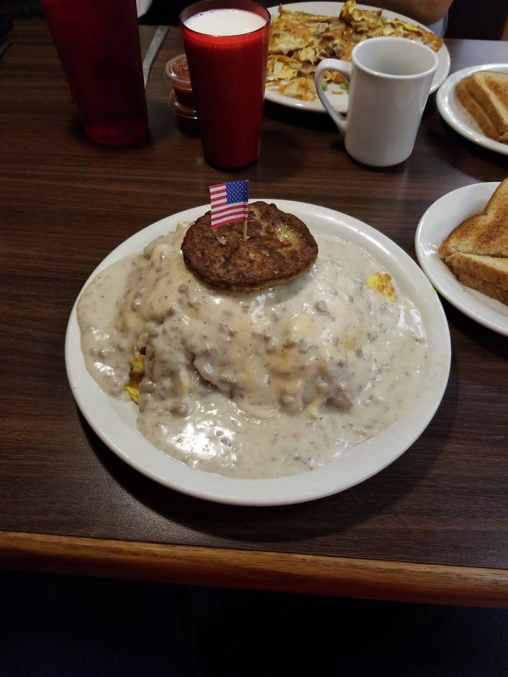 Milan Coney Island | restaurant | 1152 Dexter St, Milan, MI 48160, USA | 7344393503 OR +1 734-439-3503