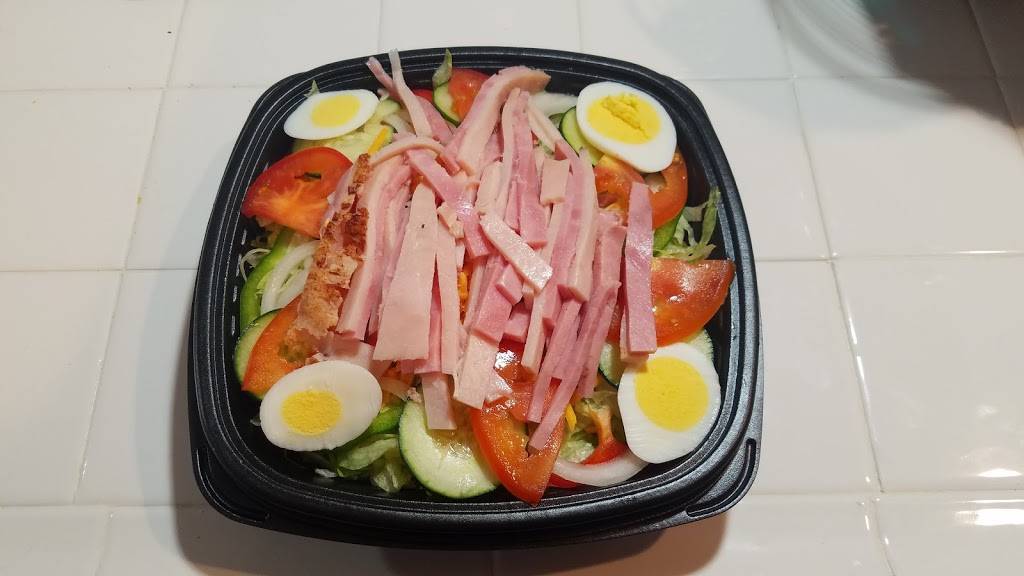 Lennys Grill & Subs | meal takeaway | 6300 Poplar Ave #111, Memphis, TN 38119, USA | 9017612403 OR +1 901-761-2403