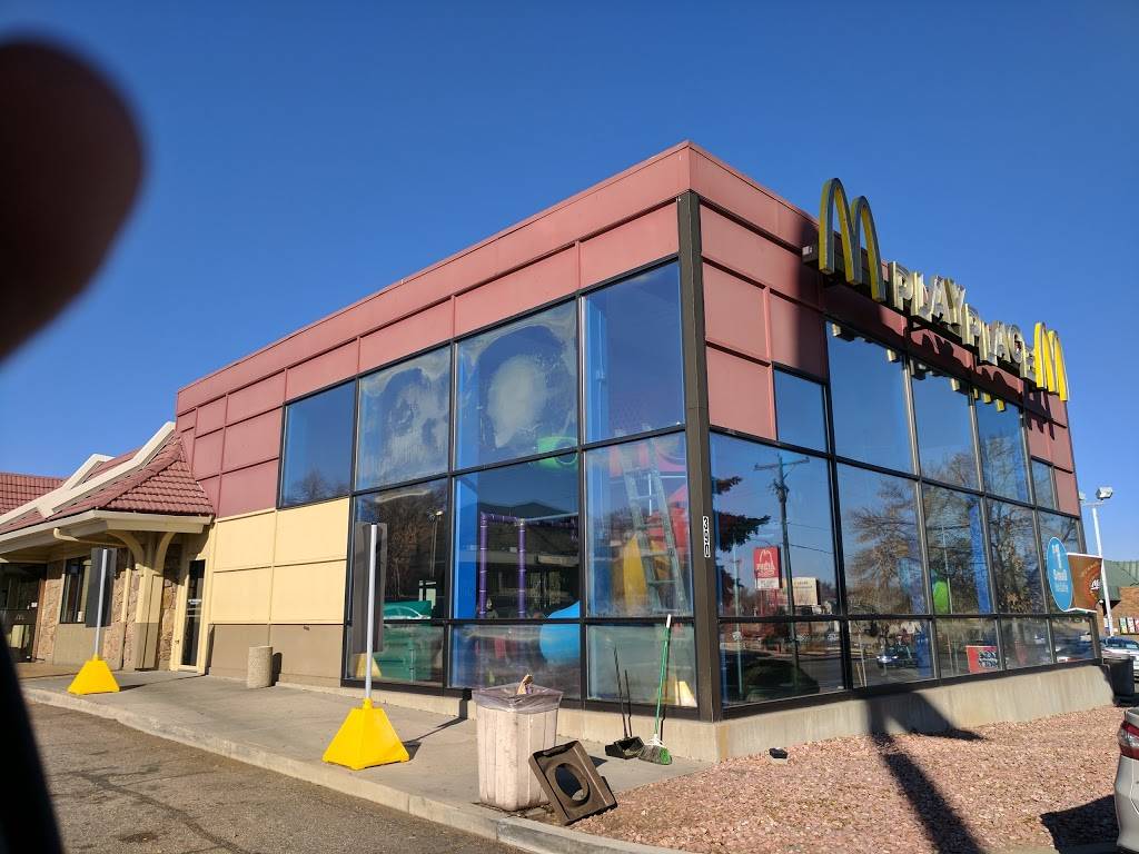 McDonalds | cafe | 390 S 8th St, Colorado Springs, CO 80906, USA | 7196355281 OR +1 719-635-5281