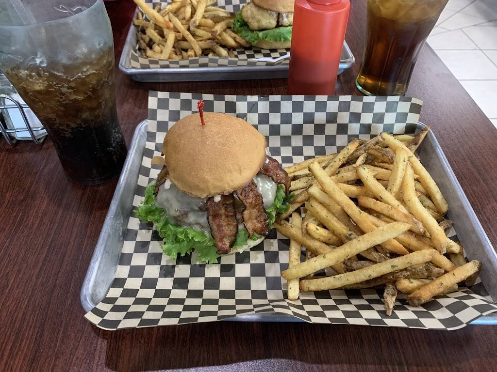 Cosmos Burgers | restaurant | 3831 Crowell Rd, Turlock, CA 95382, USA | 2096649458 OR +1 209-664-9458