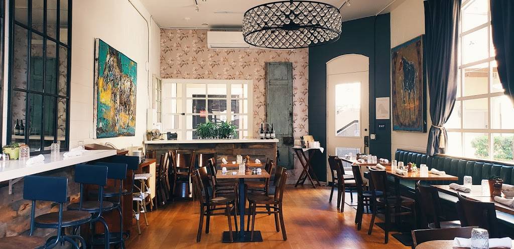 Scarlett Begonia | restaurant | 11 W Victoria St #10, Santa Barbara, CA 93101, USA | 8057702143 OR +1 805-770-2143