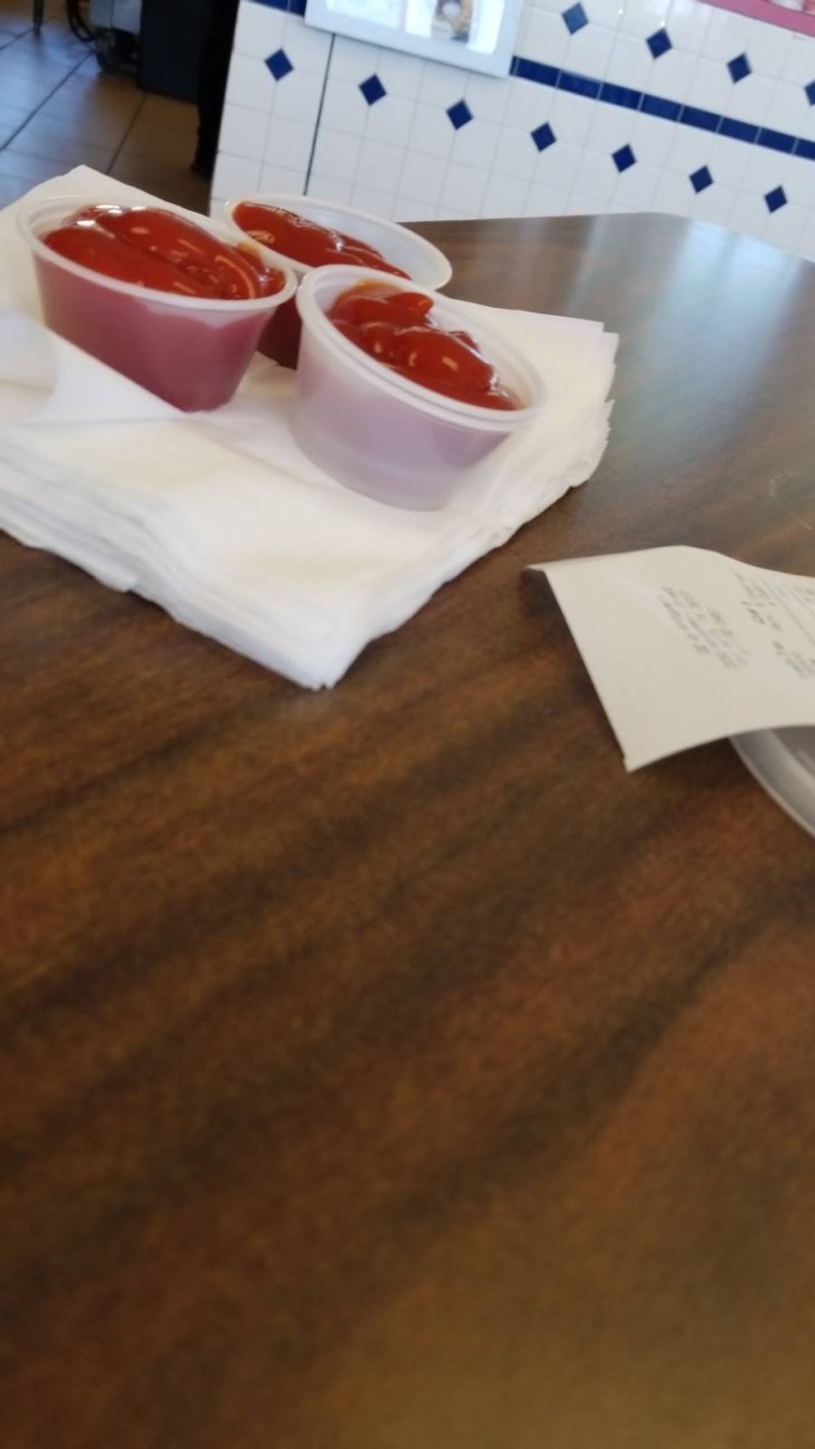 Dairy Queen Store | restaurant | 2050 Montgomery St, Fort Worth, TX 76107, USA | 8177323451 OR +1 817-732-3451