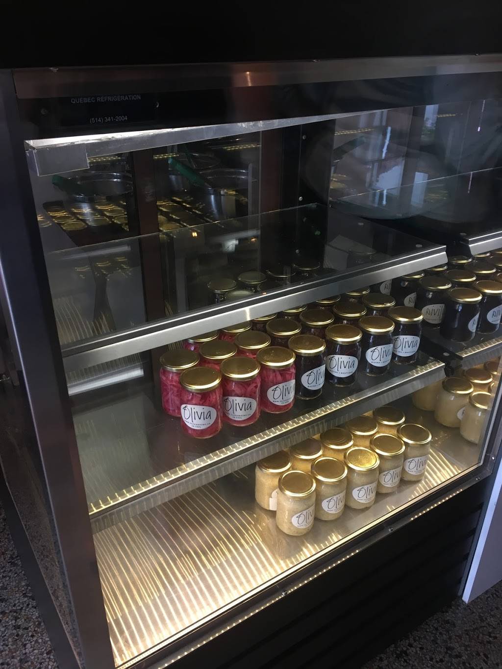 Olivia Bistro-Boutique | restaurant | 58 Rue Eddy, Gatineau, QC J8X 2V9, Canada | 8195256800 OR +1 819-525-6800