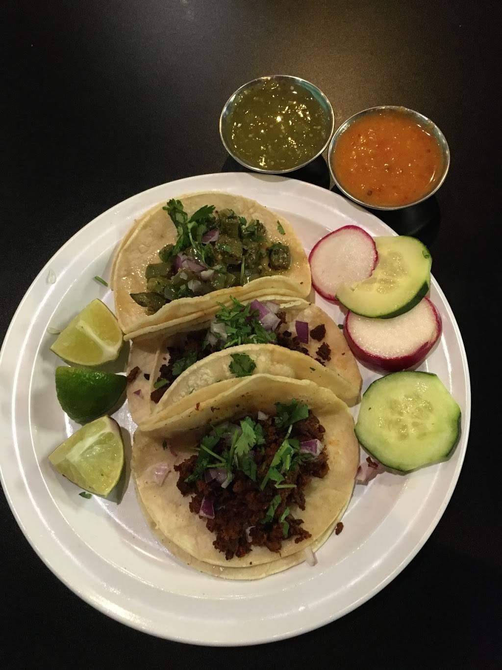 Panchos Vegan Tacos Anthem | restaurant | 2540 Anthem Village Dr #120, Henderson, NV 89052, USA | 7024625371 OR +1 702-462-5371