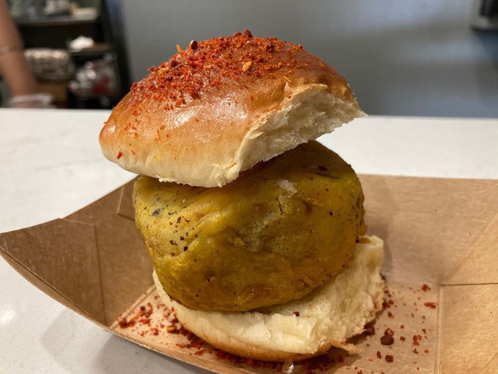 Moti | restaurant | 70 W Huron St, Chicago, IL 60654, USA | 3123443670 OR +1 312-344-3670