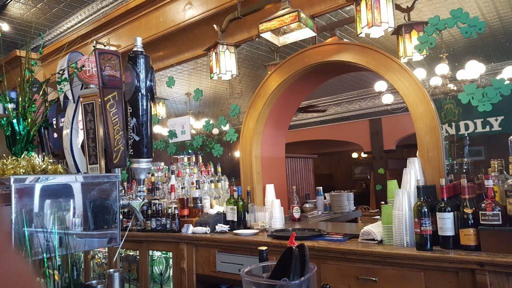 The Friendly Tavern | restaurant | 206 N Paw Paw St, Coloma, MI 49038, USA | 2694683037 OR +1 269-468-3037