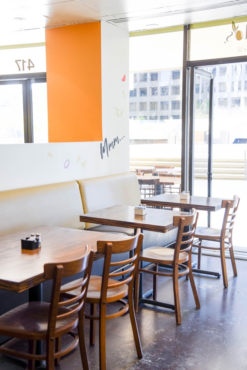 Angelos Pasta & Grill | restaurant | 404 S Figueroa St # 417 Located Inside The Westin Bonaventure Hotel, 4th Floor, Los Angeles, CA 90071, USA | 2136292000 OR +1 213-629-2000