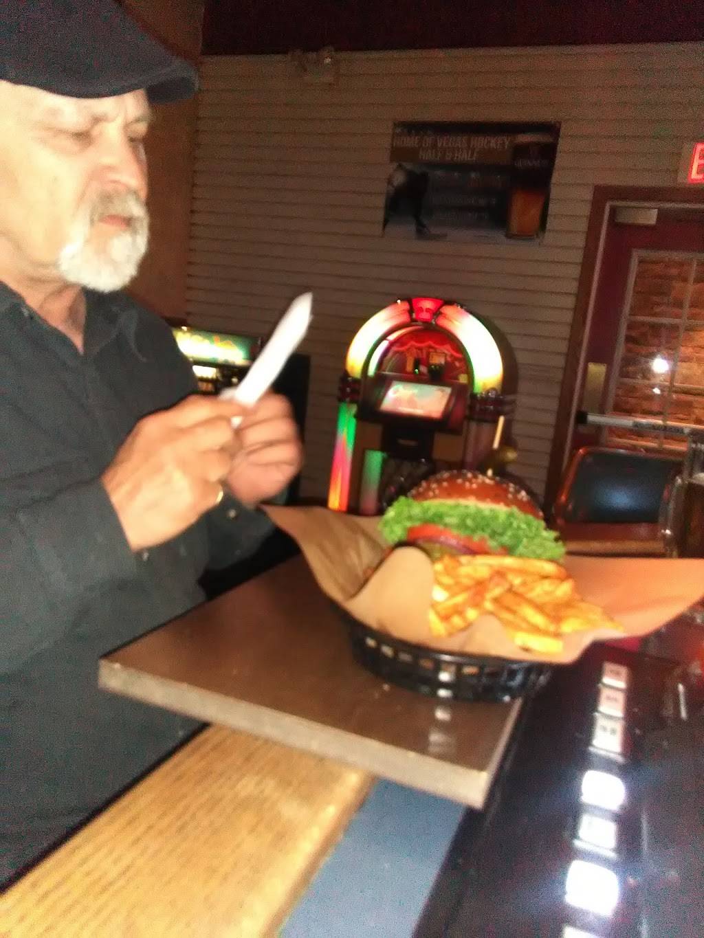 Slot Burger | restaurant | 4230 E Craig Rd, North Las Vegas, NV 89030, USA | 7023072082 OR +1 702-307-2082