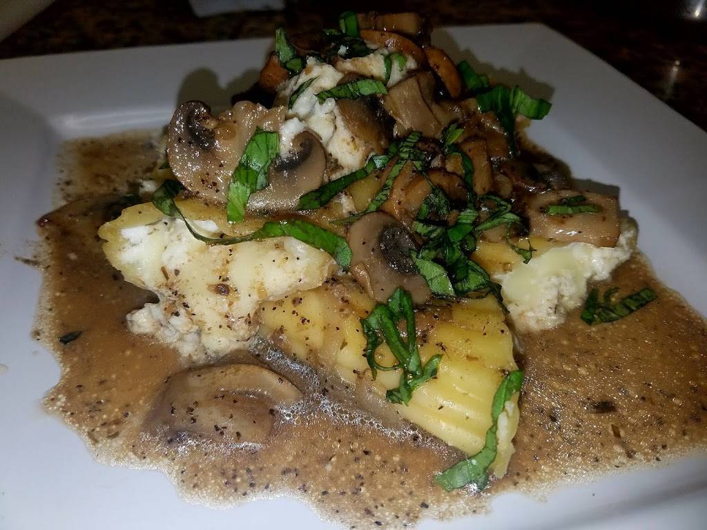 Armandos Gallery House | restaurant | 1350 Butte St, Redding, CA 96001, USA | 5307681241 OR +1 530-768-1241