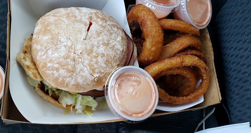 Frostop Drive-In | restaurant | 858 E E St George Blvd, St. George, UT 84770, USA | 4356732216 OR +1 435-673-2216