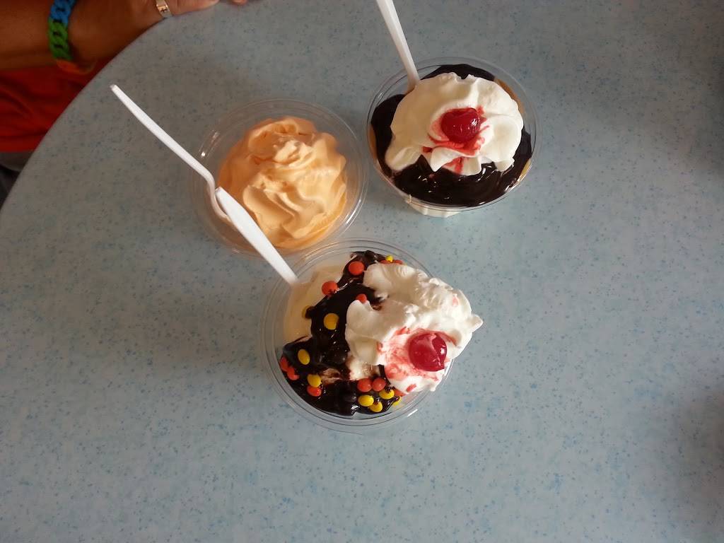 Ritas Italian Ice & Frozen Custard | restaurant | 6026 Seawall Blvd e, Galveston, TX 77551, USA | 4097444237 OR +1 409-744-4237