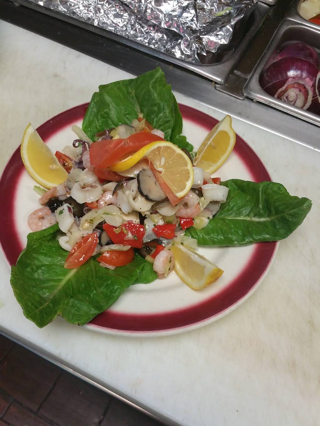 Johns Italian Restaurant | restaurant | 1406 PA-507, Greentown, PA 18426, USA | 5706769830 OR +1 570-676-9830