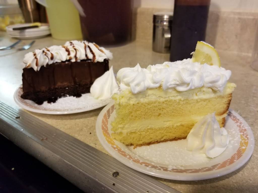 Mimmos Italian Restaurant | restaurant | 243 Long Beach Ave, York Beach, ME 03910, USA | 2073633807 OR +1 207-363-3807