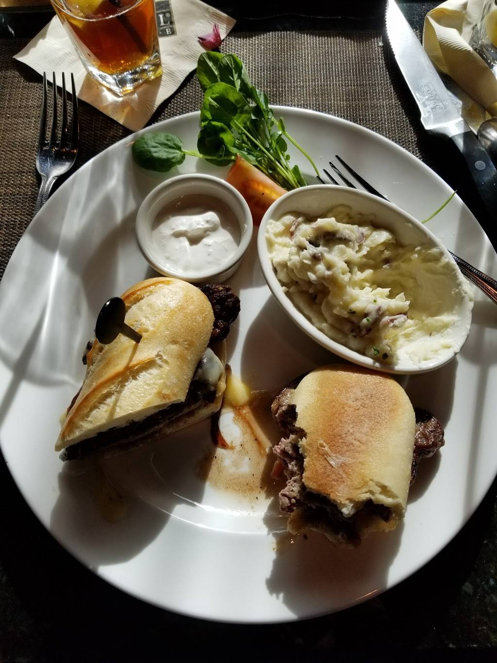 The Capital Grille | restaurant | 500 E Pratt St, Baltimore, MD 21202, USA | 4437034064 OR +1 443-703-4064