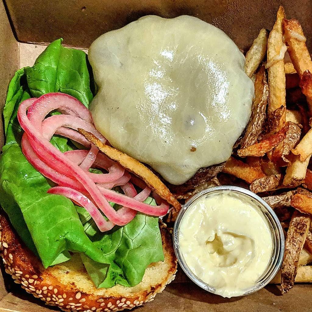 Gaskins | restaurant | 2 Church Ave, Germantown, NY 12526, USA | 5185372107 OR +1 518-537-2107