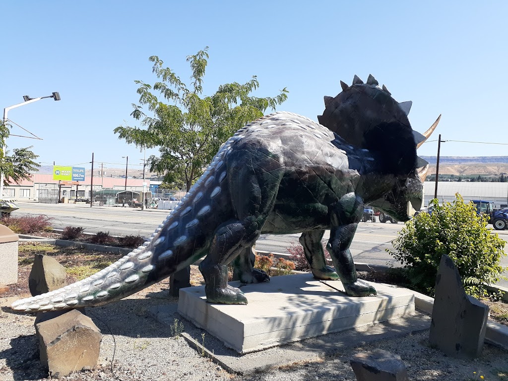 Plaza Wenatchee | restaurant | 908 S Wenatchee Ave, Wenatchee, WA 98801, USA | 5098880230 OR +1 509-888-0230