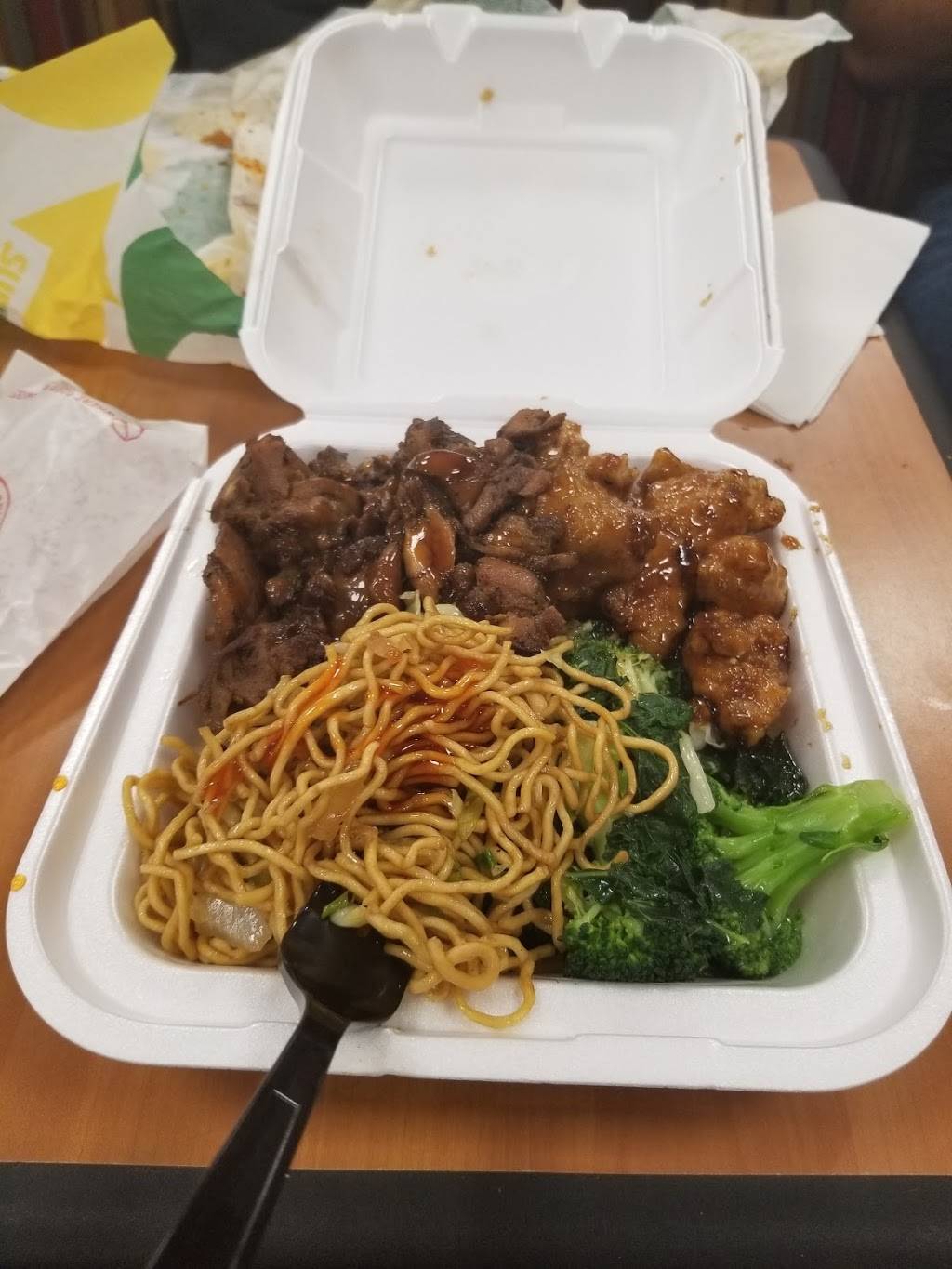 Panda Express | restaurant | Mainside Center, Vandegrift Blvd, Oceanside, CA 92058, USA | 7605126000 OR +1 760-512-6000