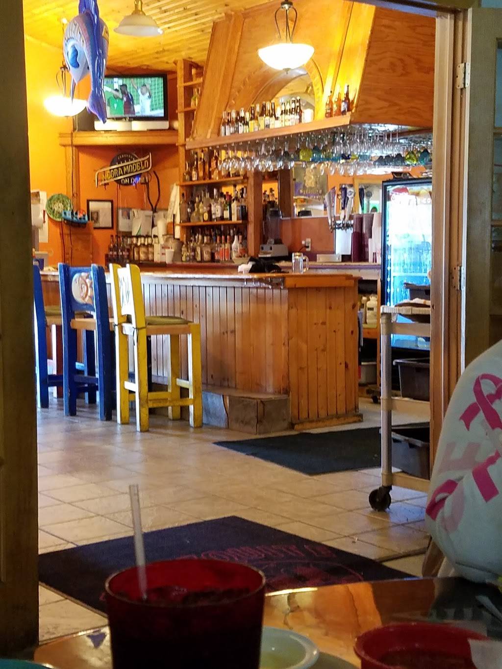 El Mezquite | restaurant | 402 Wabash Rd, North Manchester, IN 46962, USA | 2609828490 OR +1 260-982-8490