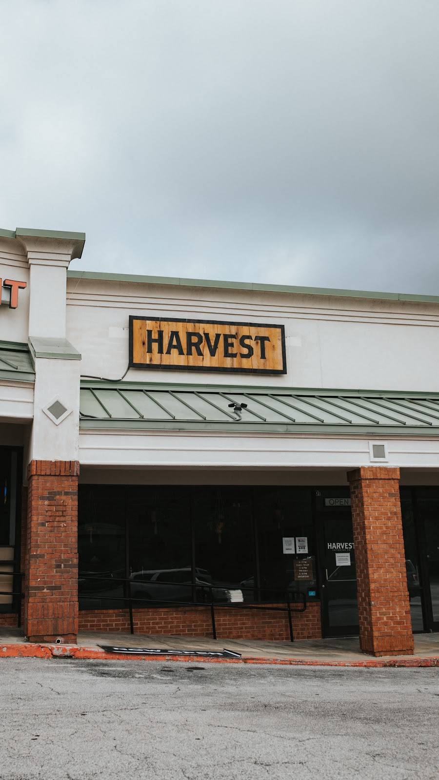 Harvest Kitchen | restaurant | 601 S Enota Dr NE Suite O, Gainesville, GA 30501, USA | 4708926918 OR +1 470-892-6918