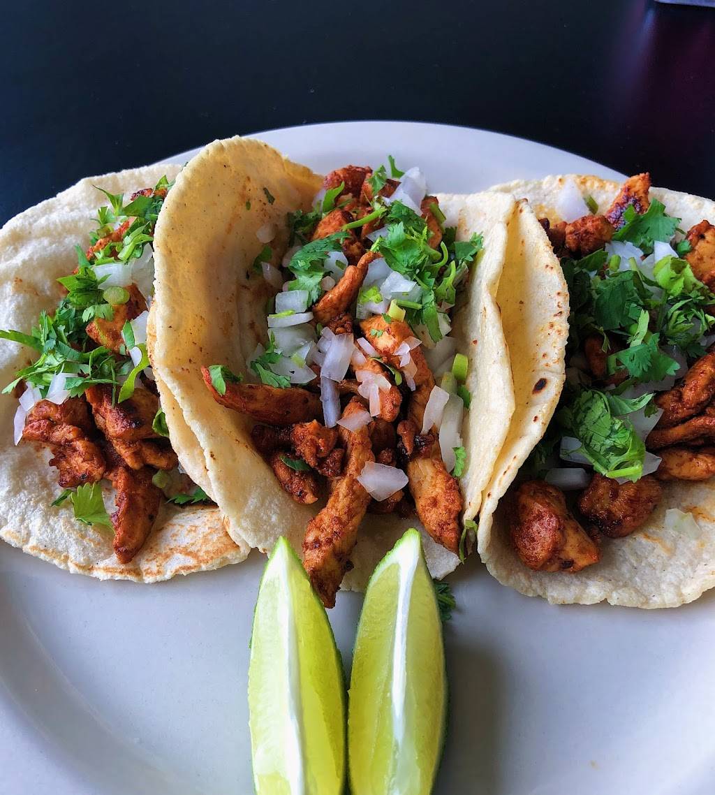 Margaritas Mexican Restaurant | restaurant | 423 W Jefferson Blvd, Dallas, TX 75208, USA | 2142382084 OR +1 214-238-2084