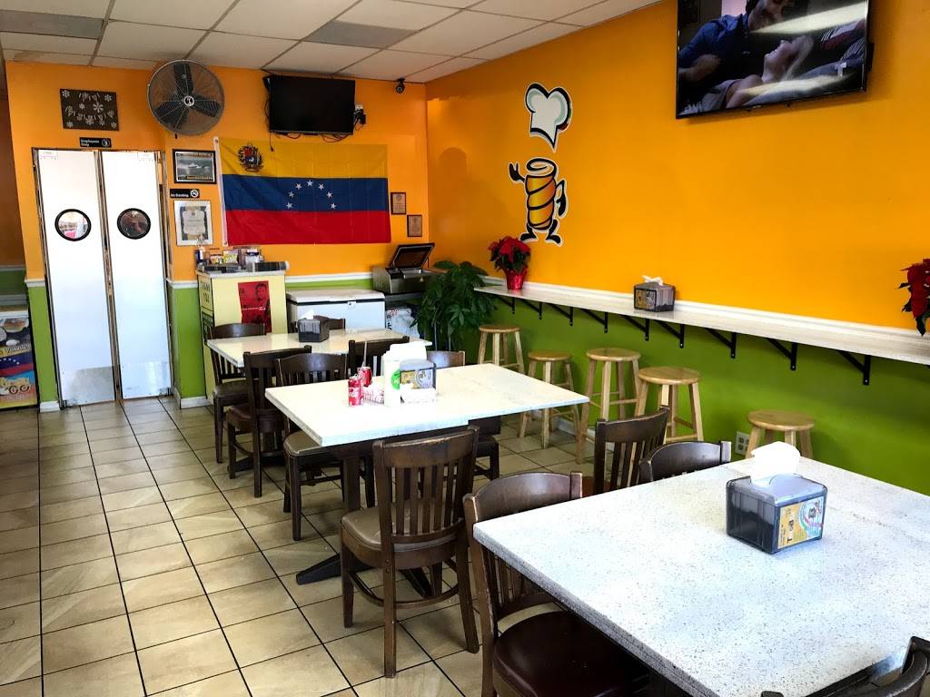 Teq a Bite | restaurant | 1206 E Vine St, Kissimmee, FL 34744, USA | 4074837996 OR +1 407-483-7996