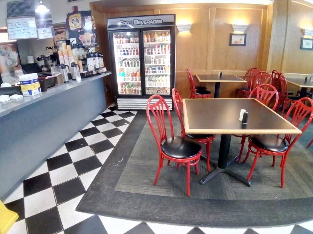 The Cafe on New Chardon | restaurant | 25 New Chardon St, Boston, MA 02114, USA | 6175237790 OR +1 617-523-7790