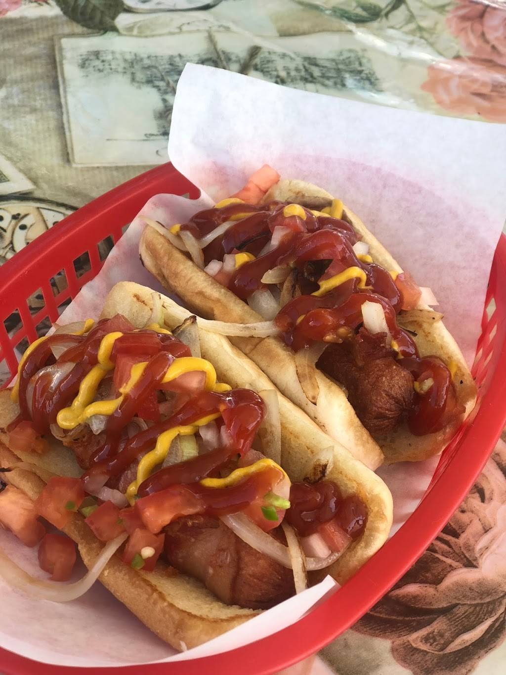 La cocinita de Flor | restaurant | 3007 Logan Ave, San Diego, CA 92113, USA | 6194149217 OR +1 619-414-9217