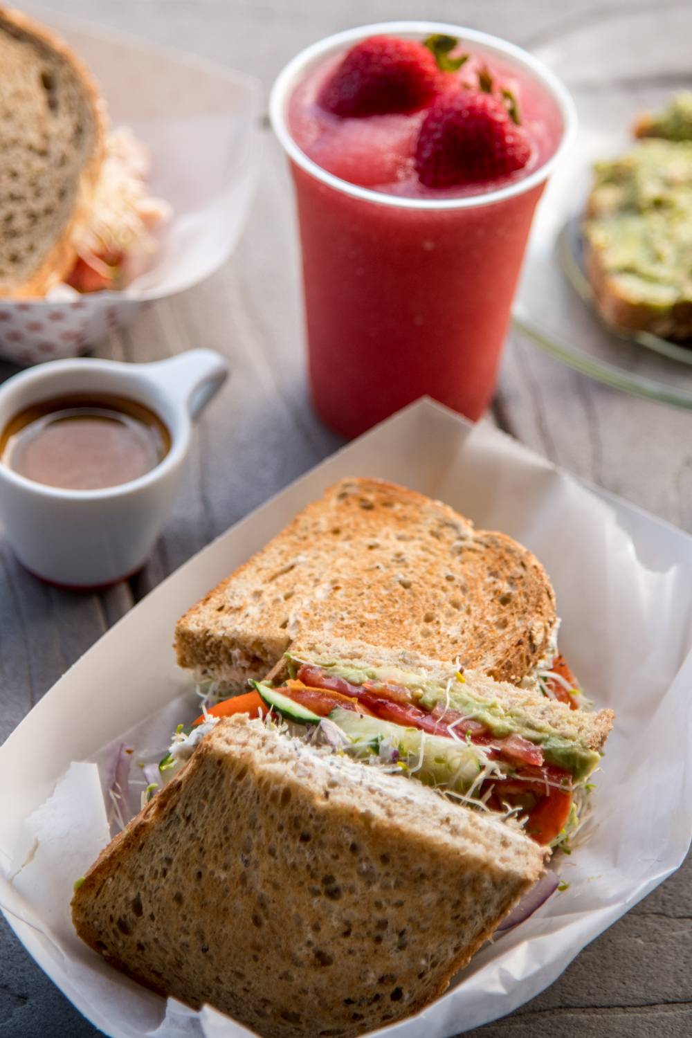 THE CO-OP Sullivans Island | cafe | 2019 Middle St, Sullivans Island, SC 29482, USA | 8438828088 OR +1 843-882-8088