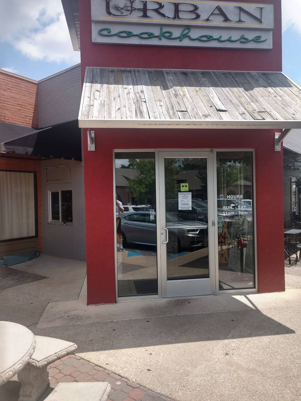 Urban Cookhouse | restaurant | 212 Country Club Park, Mountain Brook, AL 35213, USA | 2058033535 OR +1 205-803-3535