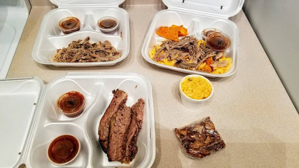 JIbs Bbq and Catering | restaurant | 38 S Crowell St, Franklin, IN 46131, USA | 3172946178 OR +1 317-294-6178