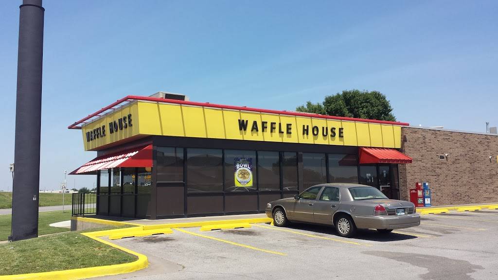 Waffle House | meal takeaway | 125 N Interstate Dr, Norman, OK 73069, USA | 4054471937 OR +1 405-447-1937