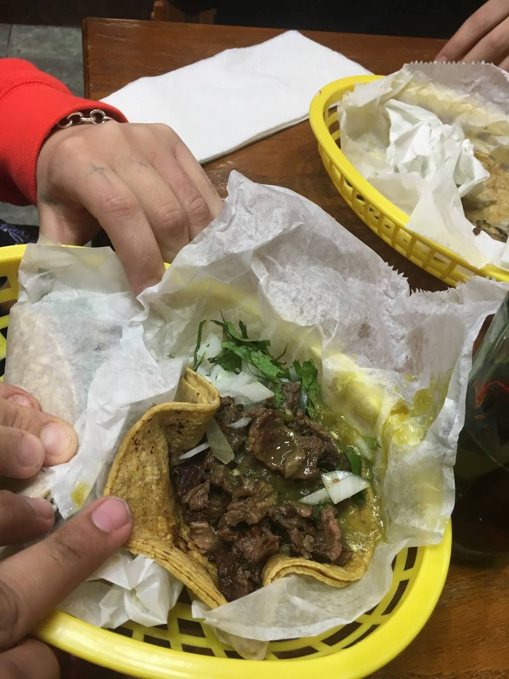 Las Asadas Fresh Mexican Grill Taqueria | restaurant | 2045 N Western Ave, Chicago, IL 60647, USA | 7732355538 OR +1 773-235-5538