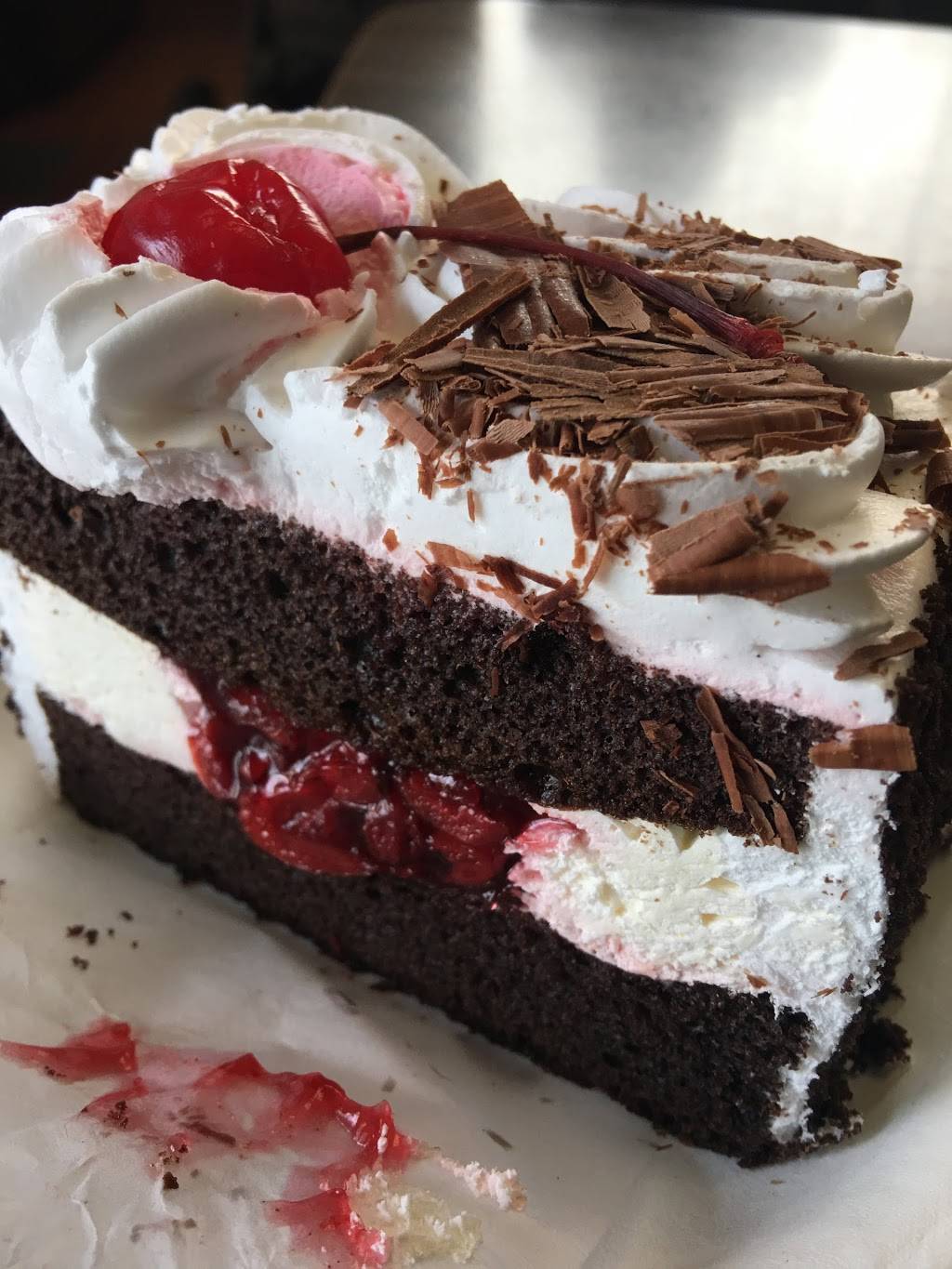 Mattern Sausage & Meats | restaurant | 4327 E Chapman Ave, Orange, CA 92869, USA | 7146393550 OR +1 714-639-3550