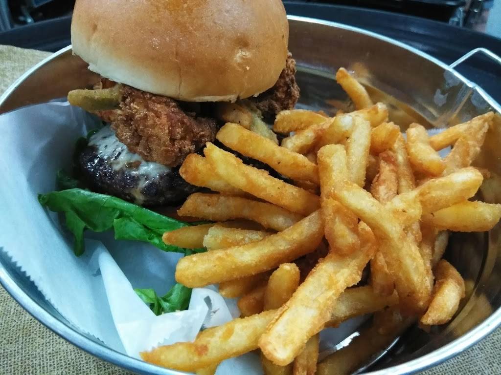 The Reef, 1161 old route 31 |  | 1161 Old Rte 31, Memphis, NY 13112, USA | 3152775026 OR +1 315-277-5026