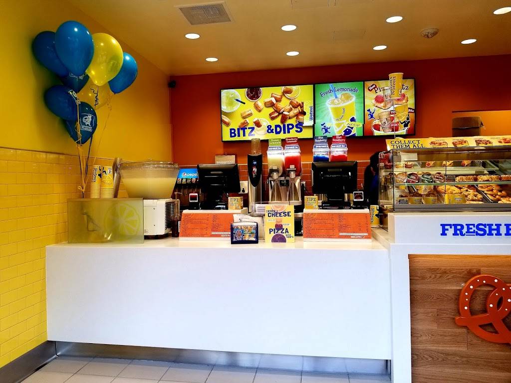 Wetzels Pretzels | restaurant | 2660 Mason St, San Francisco, CA 94133, USA | 4158008637 OR +1 415-800-8637