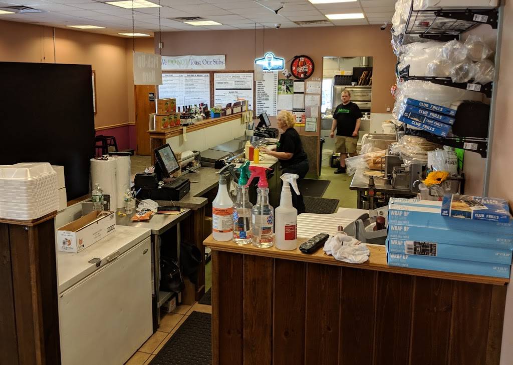 Sub Crazy | restaurant | 5 Mill St, Meredith, NH 03253, USA | 6036777827 OR +1 603-677-7827