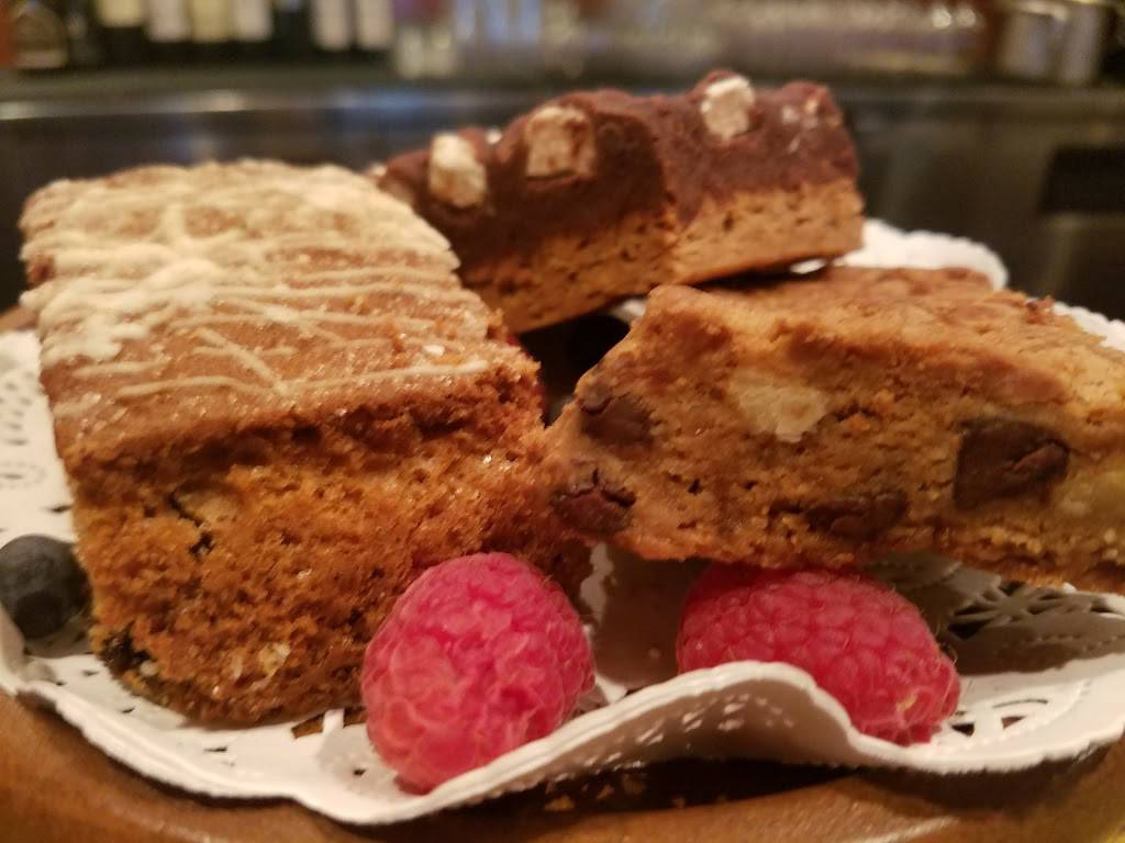 La Scala | restaurant | 434 N Canon Dr, Beverly Hills, CA 90210, USA | 3102750579 OR +1 310-275-0579