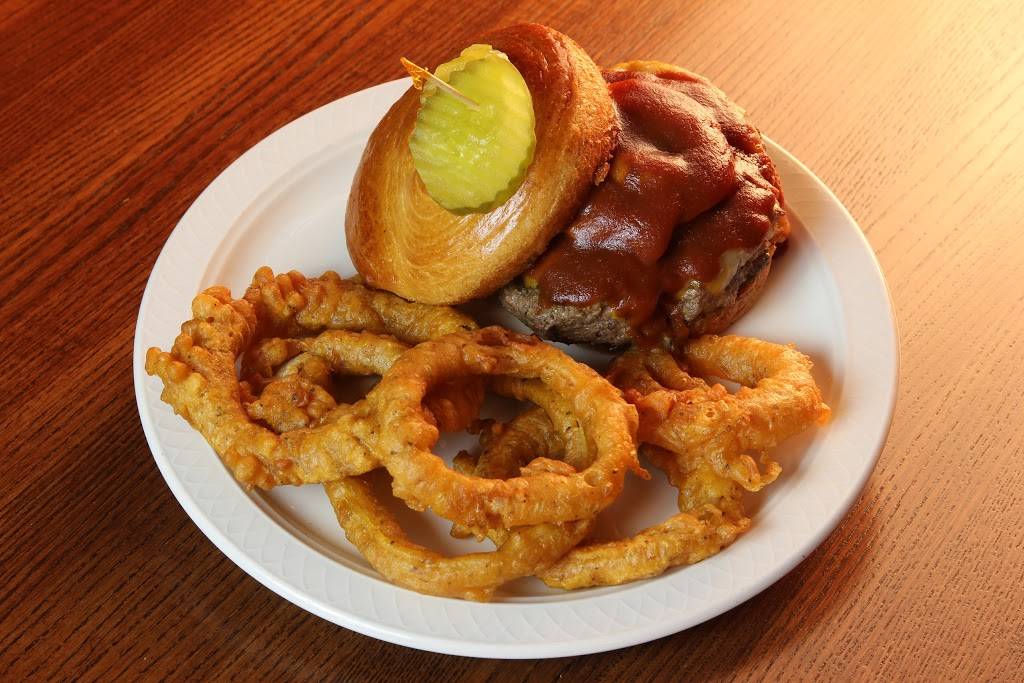 On Tap Sports Cafe | Inverness/280 | restaurant | 810 Inverness Cors, Birmingham, AL 35242, USA | 2054371999 OR +1 205-437-1999