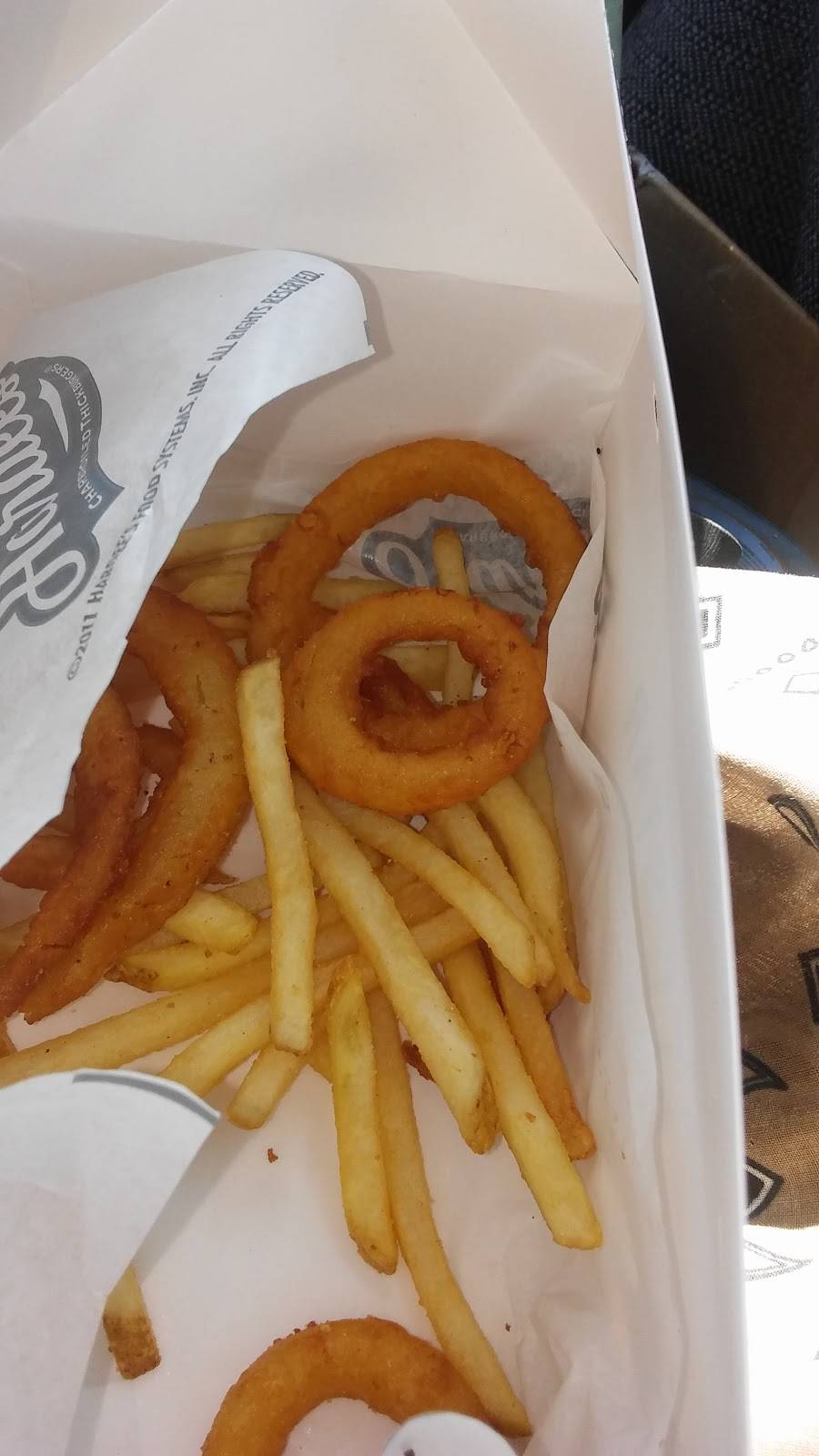 Hardees | restaurant | 2820 Main St, Elwood, IN 46036, USA | 7655522345 OR +1 765-552-2345