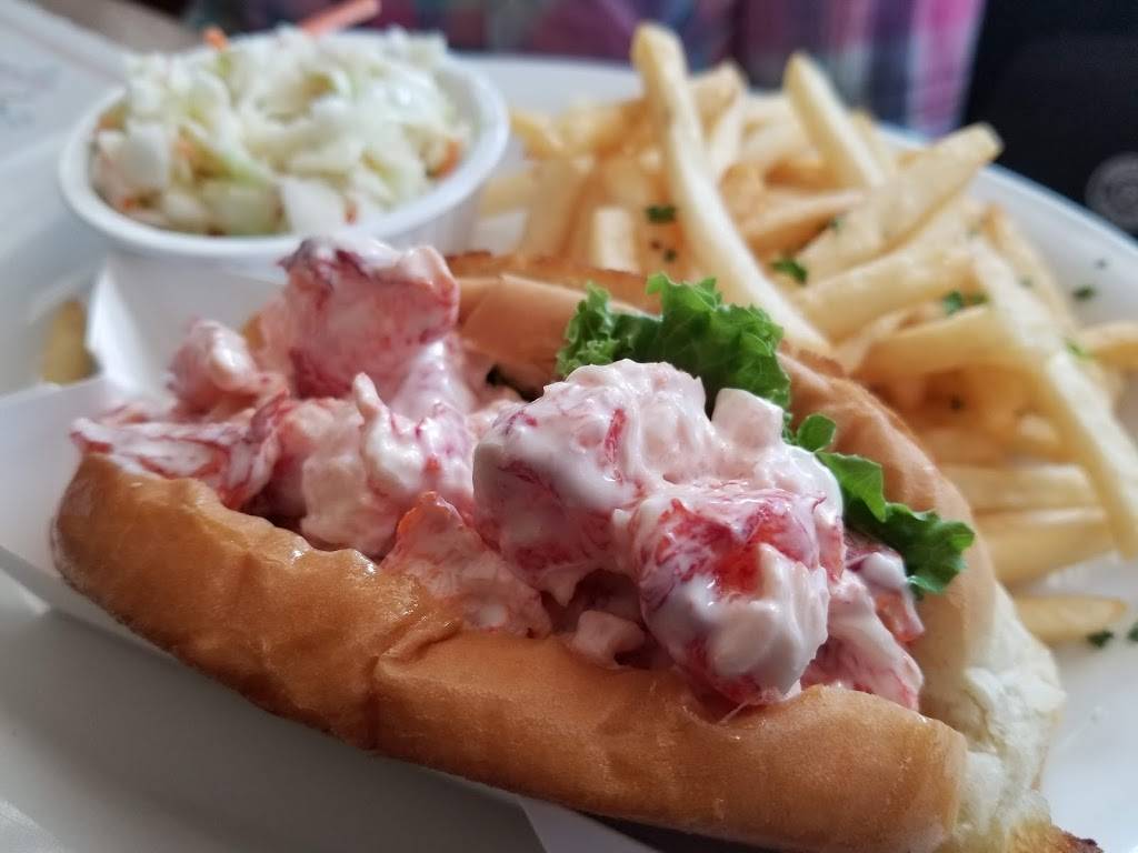 Mayflower Cafe | restaurant | 300 Commercial St, Provincetown, MA 02657, USA | 5084870121 OR +1 508-487-0121