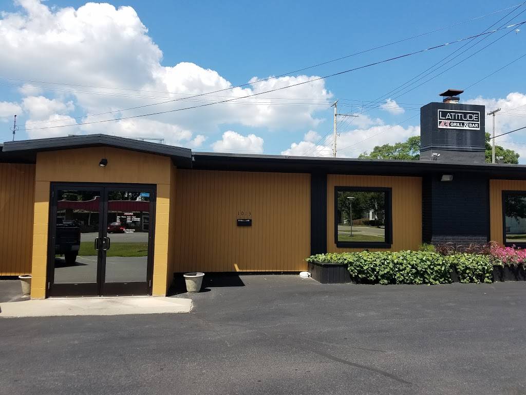 Latitude 43 Grill & Bar | restaurant | 1013 N Henry St, Bay City, MI 48706, USA | 9893919868 OR +1 989-391-9868