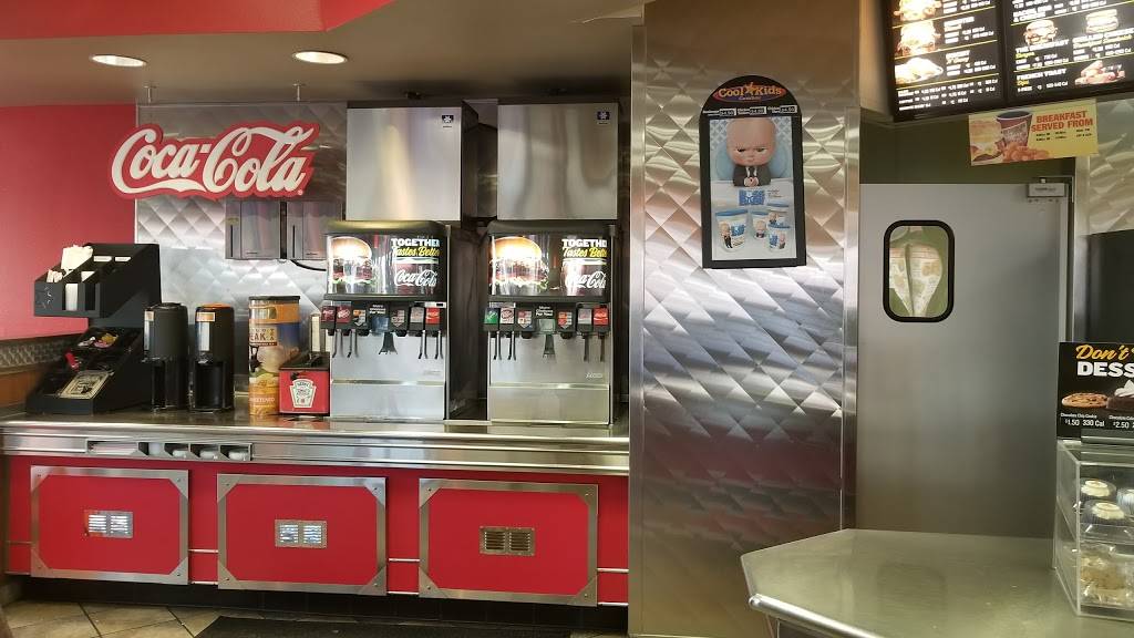 Carls Jr./Green Burrito | restaurant | 8271 Warner Ave, Huntington Beach, CA 92647, USA | 7148481206 OR +1 714-848-1206