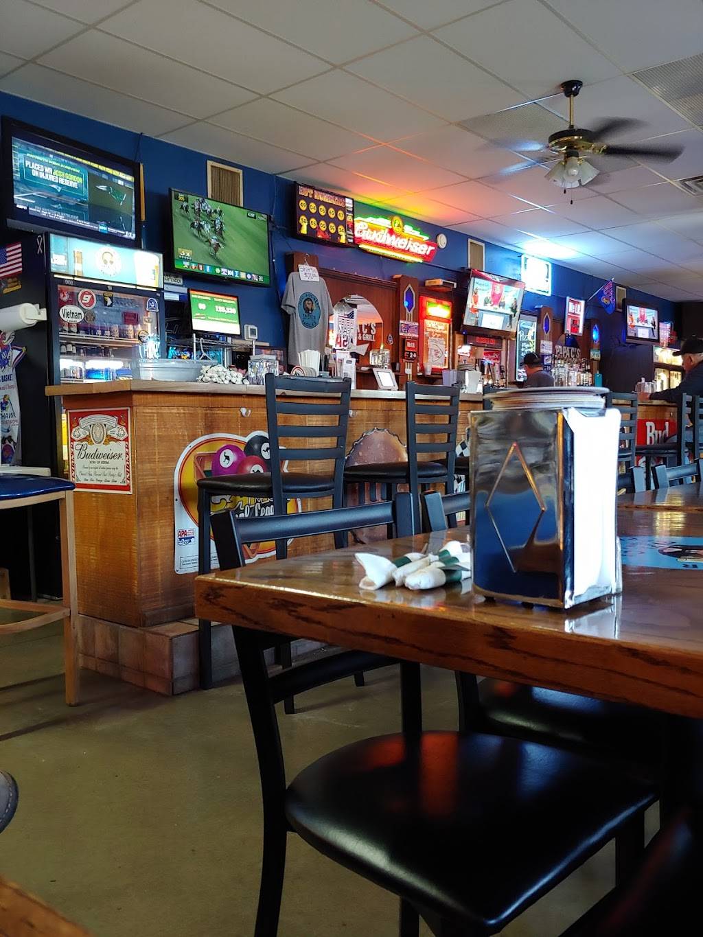 Papa Cs BBQ Bar & Grill | restaurant | 807 S Silver St, Paola, KS 66071, USA | 9135570155 OR +1 913-557-0155