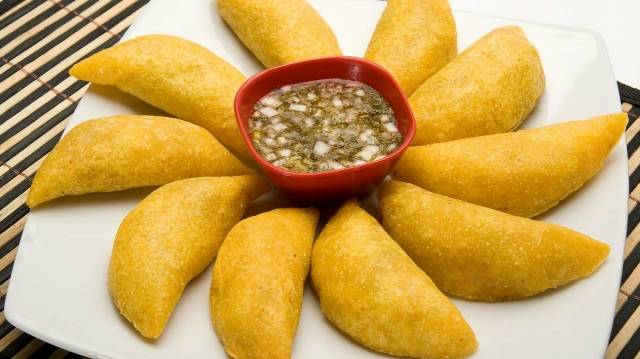 Empanadas Colombianas Gabi | meal delivery | 19656 SW 118th Ct, Miami, FL 33177, USA | 7862466974 OR +1 786-246-6974