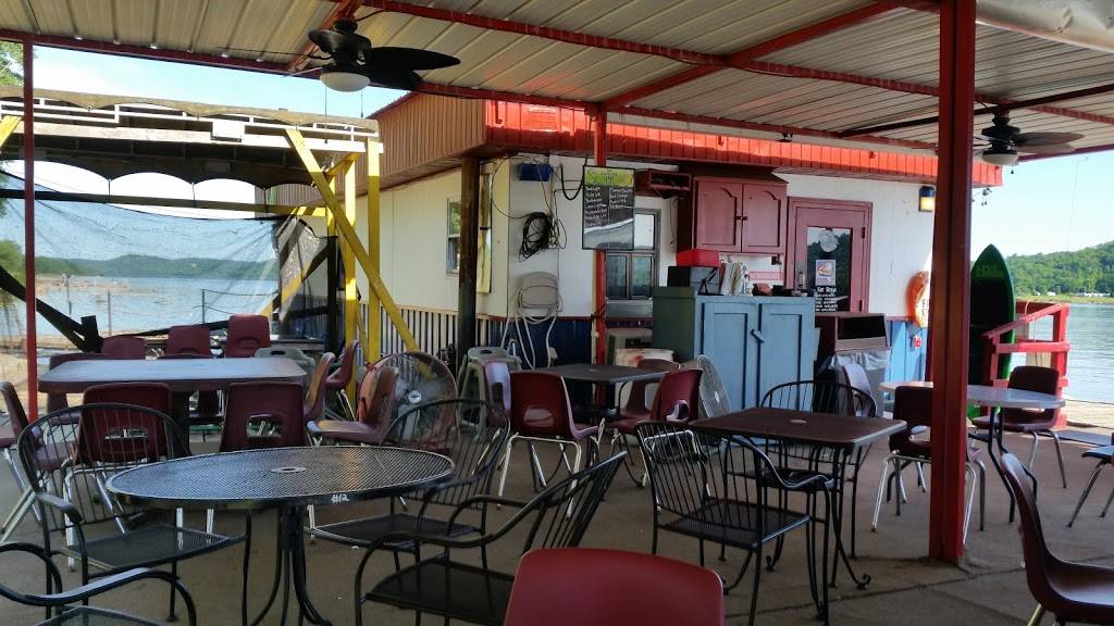 Fatboys Dream Floating Restaurant | restaurant | 3202 state route us 52, Felicity, OH 45120, USA | 5138763703 OR +1 513-876-3703