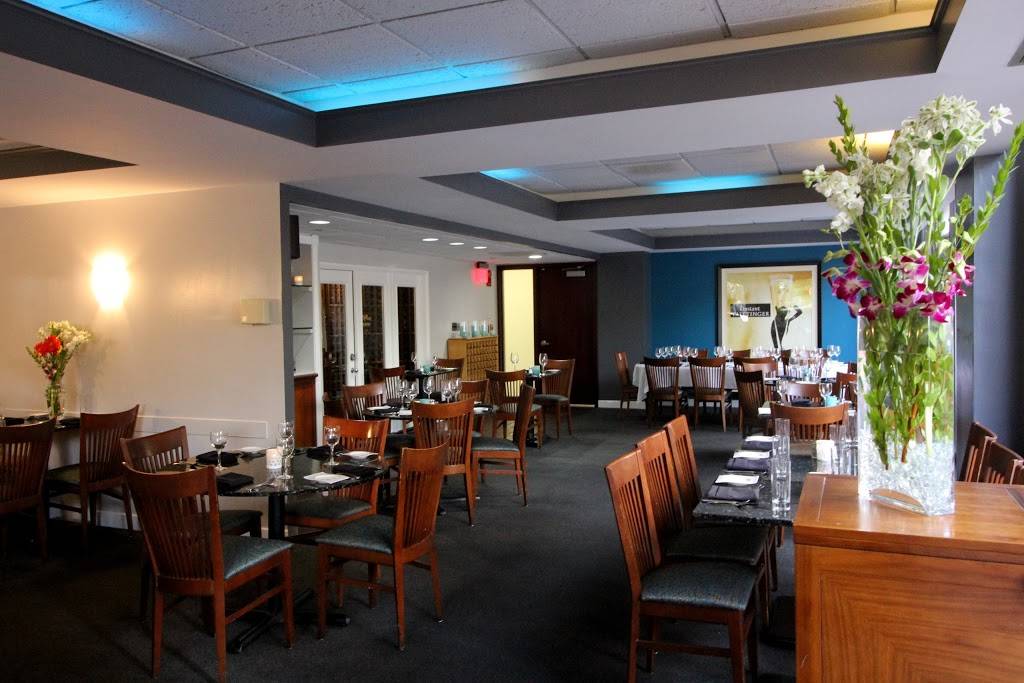 Laportas Restaurant | restaurant | 1600 Duke St, Alexandria, VA 22314, USA | 7036836313 OR +1 703-683-6313