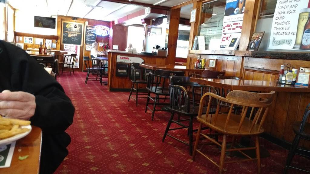 Squires of Hanover | restaurant | 1202 Washington St, Hanover, MA 02339, USA | 7818263360 OR +1 781-826-3360