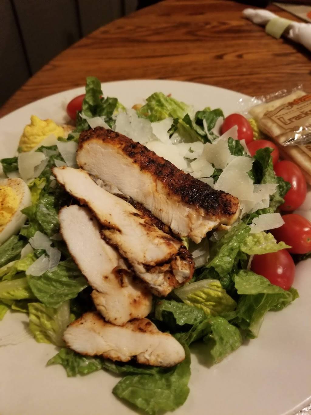 Cracker Barrel Old Country Store | restaurant | 12 Plaza Pkwy, Lexington, NC 27292, USA | 3362421212 OR +1 336-242-1212