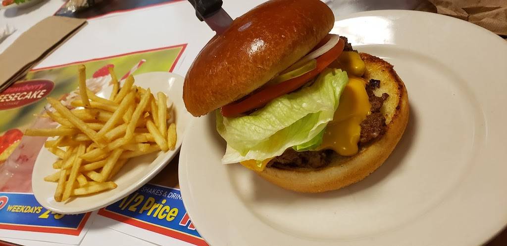 Steak n Shake | restaurant | 443 N Semoran Blvd, Winter Park, FL 32792, USA | 4076789527 OR +1 407-678-9527