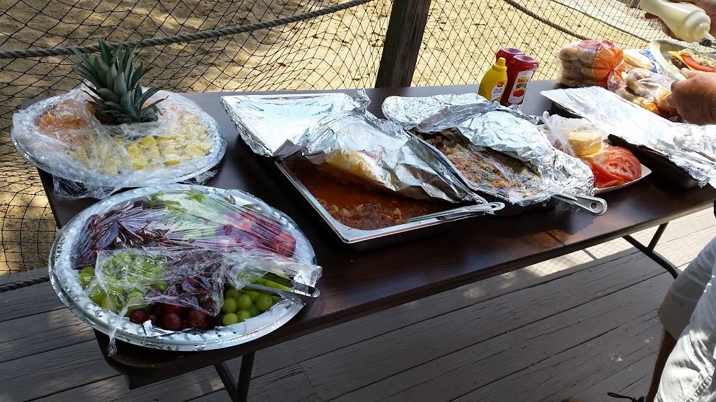 Champion Beach House & Bar | restaurant | 4551 Mahoning Ave, Warren, OH 44483, USA | 3304696993 OR +1 330-469-6993